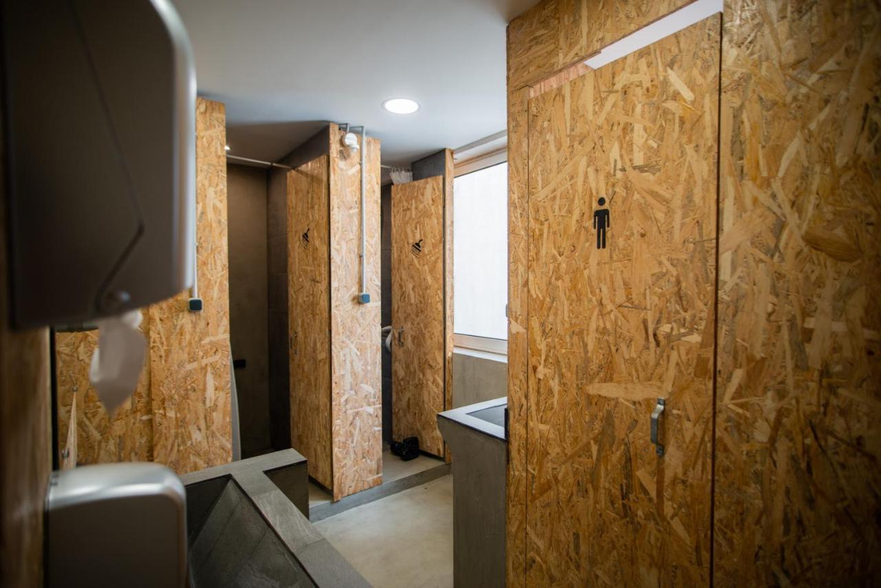 Bedway Athens Hostel ภายนอก รูปภาพ