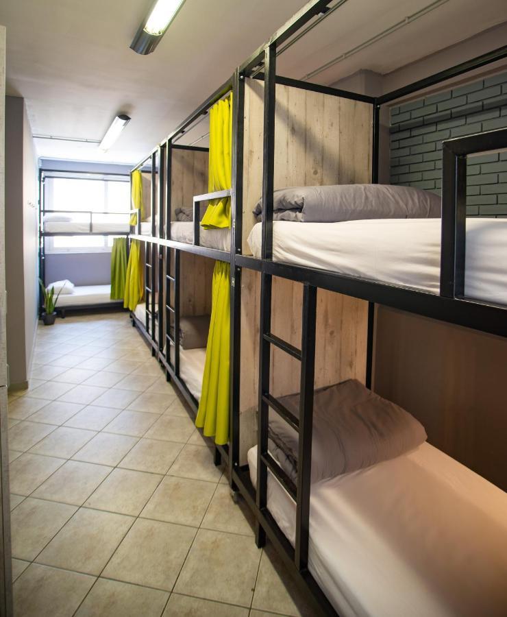 Bedway Athens Hostel ภายนอก รูปภาพ